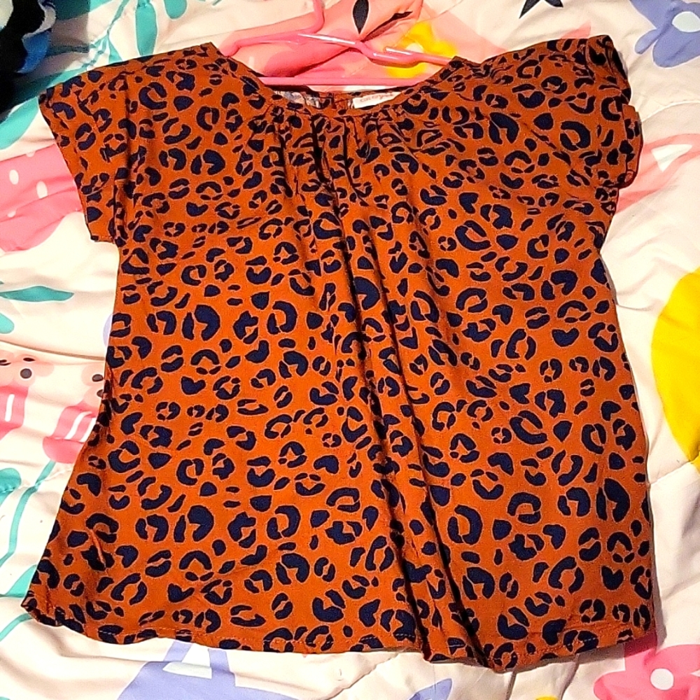 Girls Cat and Jack tee/blouse
